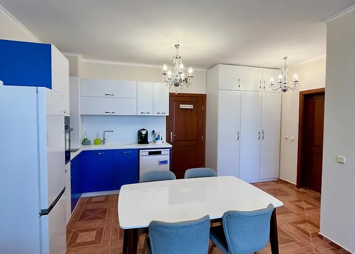 Sun Wave Deluxe Sea View Apartment